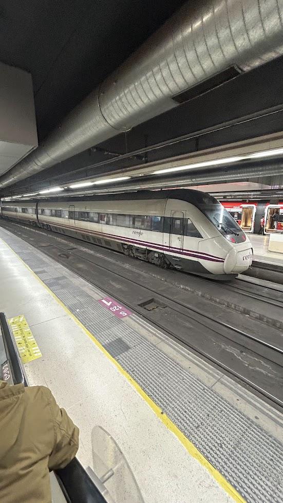 バルセロナ・サンツ駅のRenfe