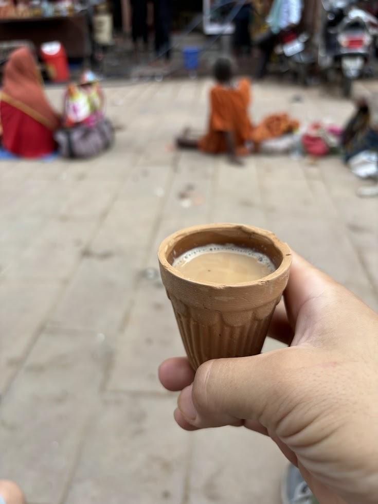 土器に入ったチャイの写真