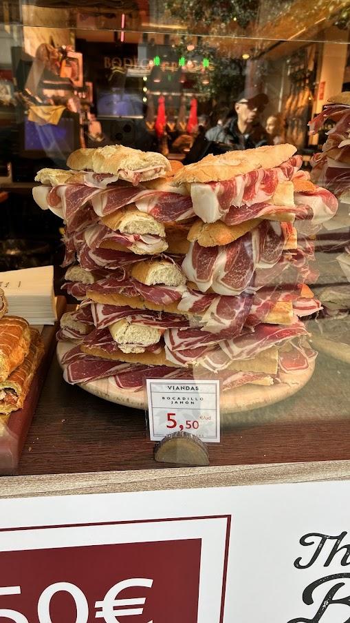 VIANDASの生ハムサンド